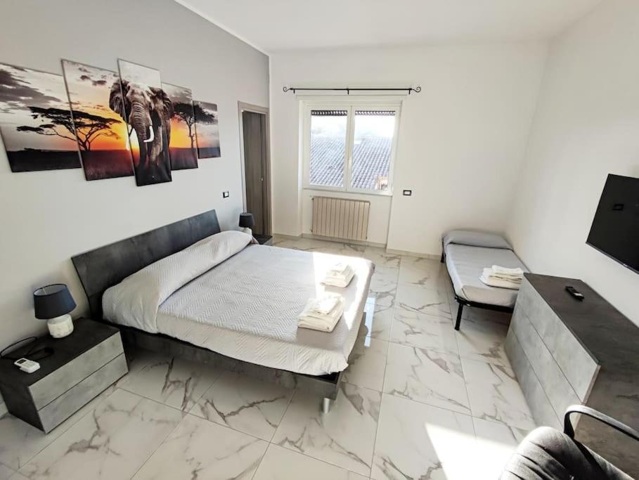 Intero Appartamento Casa Vacanze "Il Pino" Roma Infernetto Dış mekan fotoğraf
